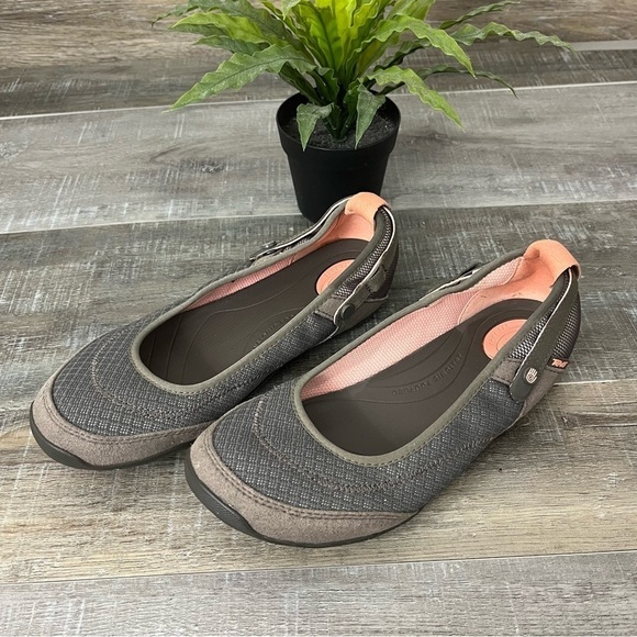 Teva Niyama Brown Peach Flats/MaryJane Shoe Size 7.5 - Picture 2 of 13